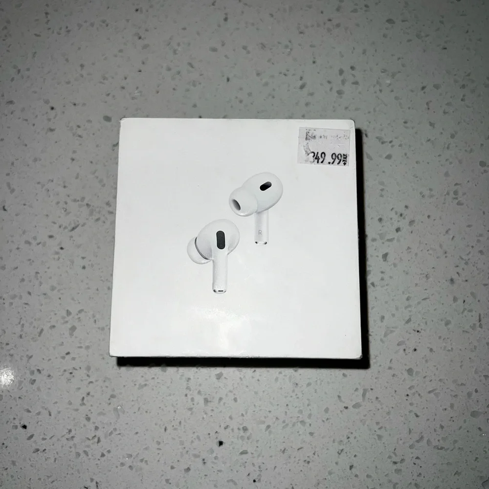 Apple selling item